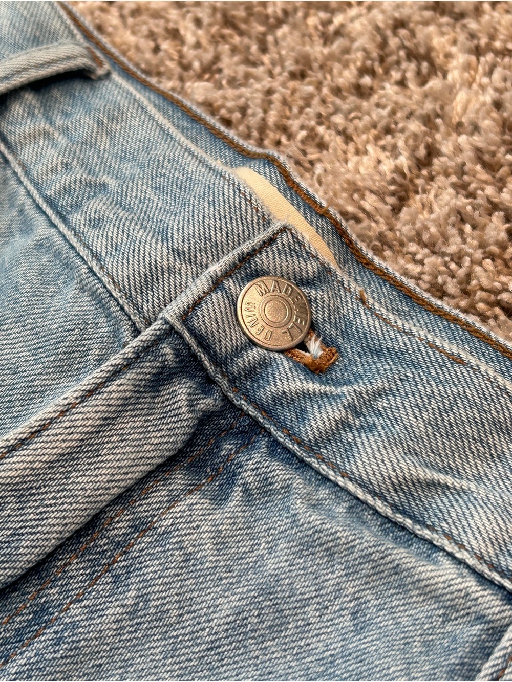 Superwide-Leg Jeans in Ahern Wash: Airy Denim Edition - Picture 6 of 16